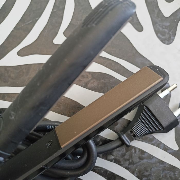 Преса за коса Britney Spears