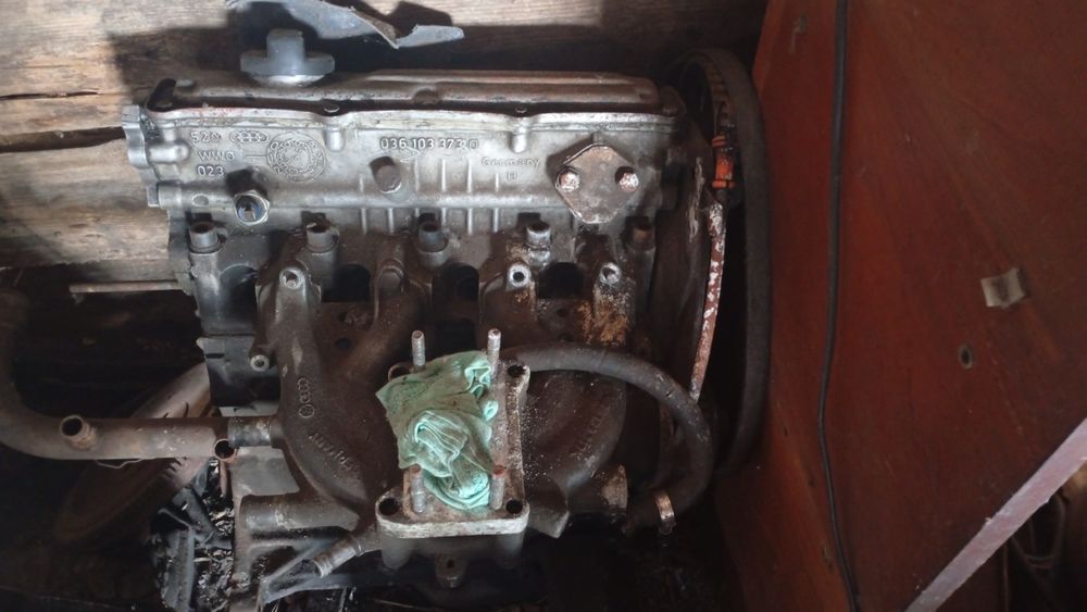 Продам двигатель и коробку