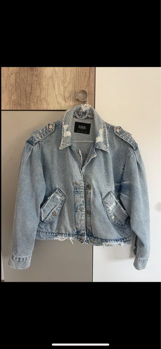 Продавам дънково яке