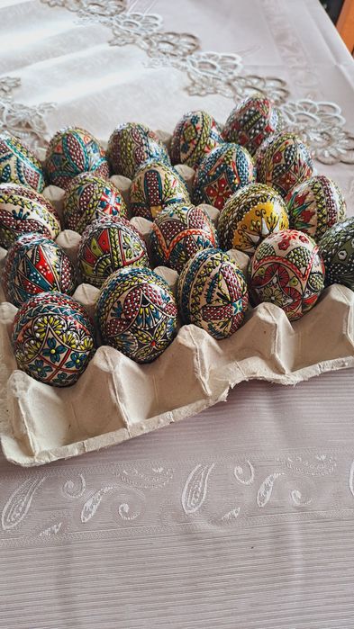 Oua incondeiate cu ceară