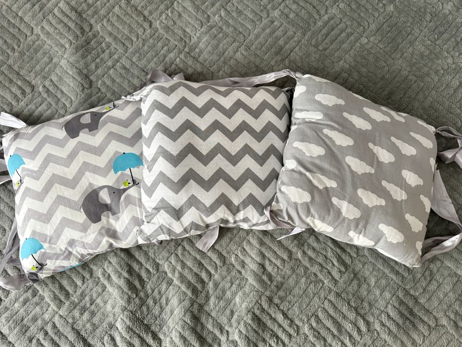 Бортики в кроватку с матрасом 75*75