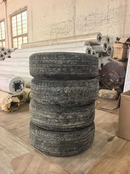 Шина бу 18 бар 4шт