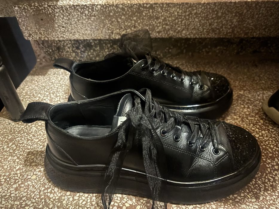 Черни обувки Бианки