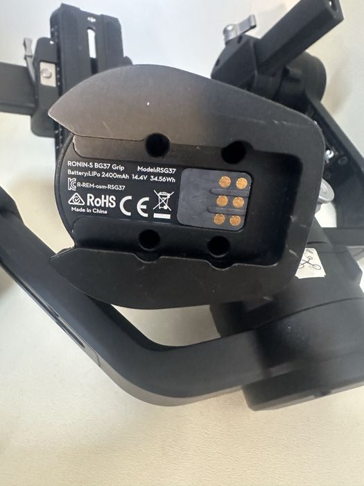 Dji ronin-s стабилизираща стойка за камера