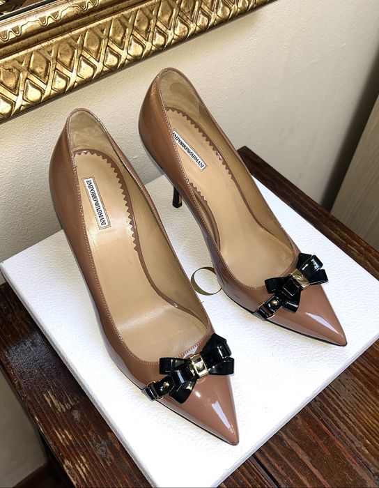 Emporio Armani, pantofi din 100% piele, bej & negru, fundă