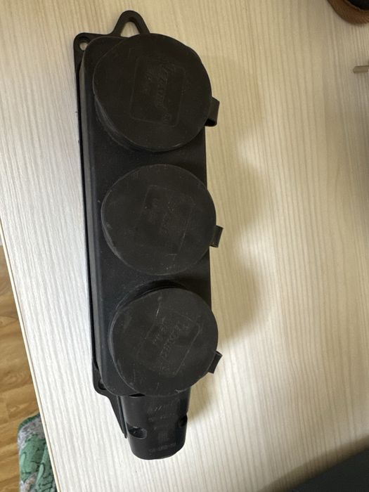 Продам тройник новый