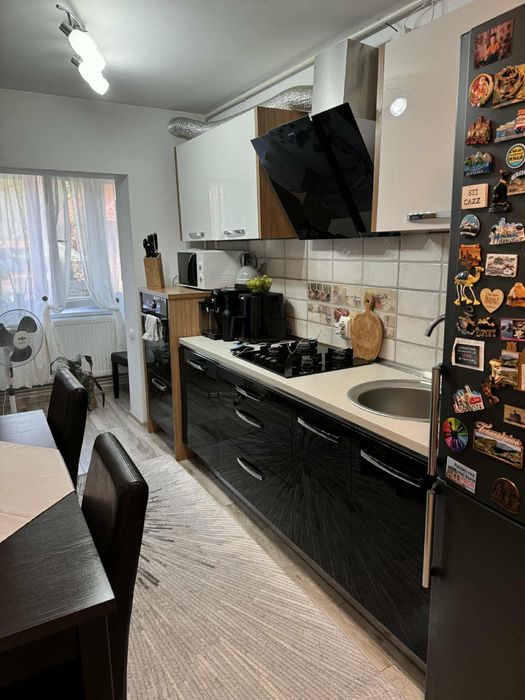 Apartament de vanzare, complet renovat in Aninoasa, jud Hunedoara