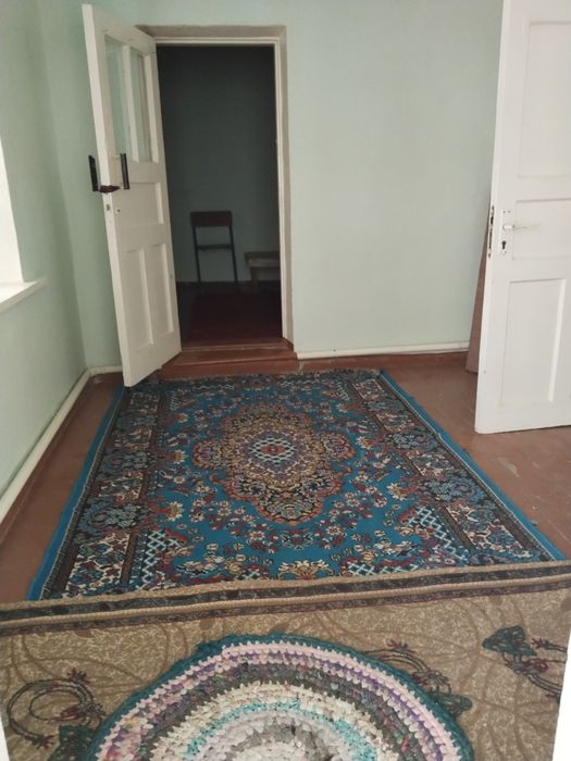 Hovli xona ijaraga beriladi hamma sharoitlar bor egasi bilan yashaladi
