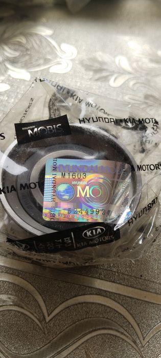 Продается ролик ремня ГРМ Hyundai Kia