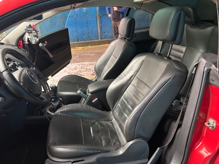 Vând Renault Megan 2