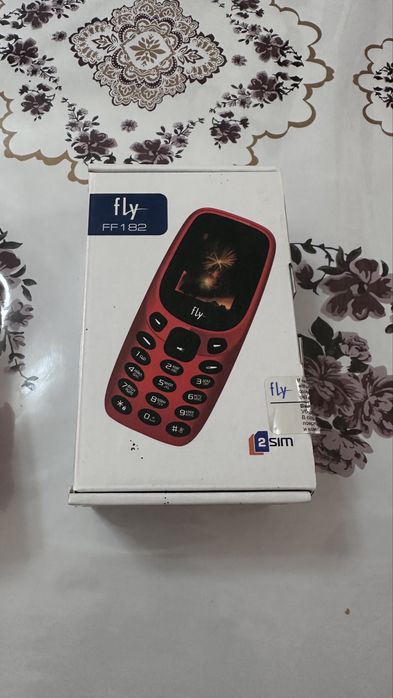 Продам телефоны (простушки)