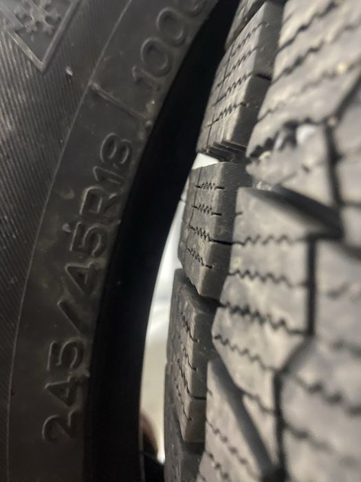 Продам шину для мерседес s500.