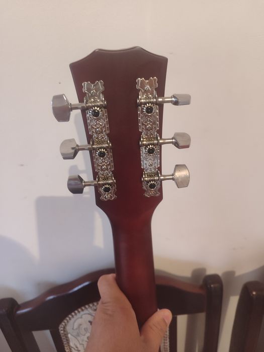 Гитара новый акуистика 50000