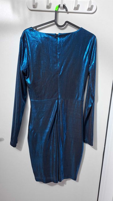 GUESS синя рокля с блестящ ефект и драпиран преден детайл  EU 32