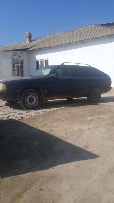 Машина сатылады.