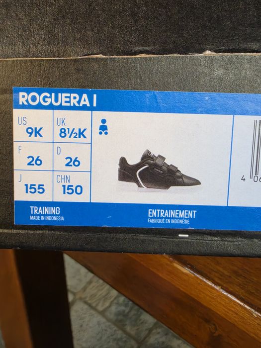 Маратонки Adidas. 26 номер  модел:FW3282.  26
