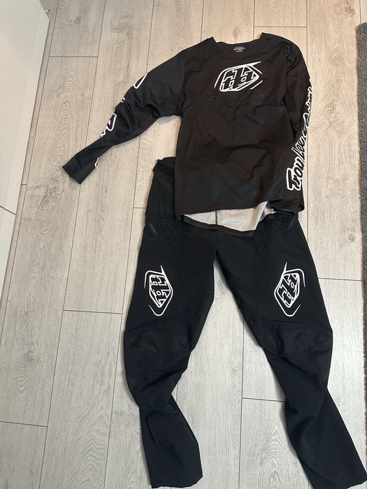 Echipament bicicleta