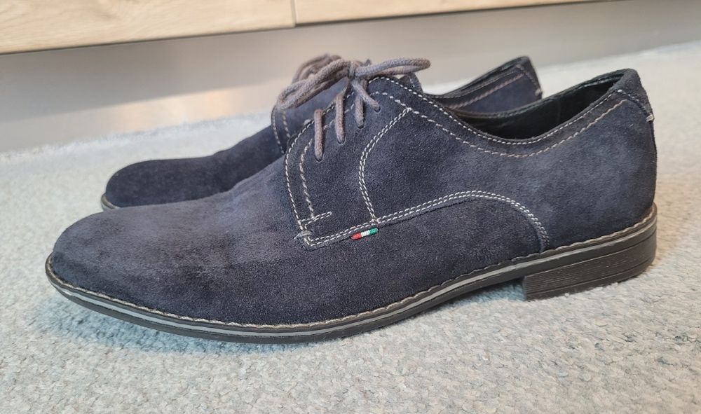 Pantofi din piele intoarsa pentru barbati