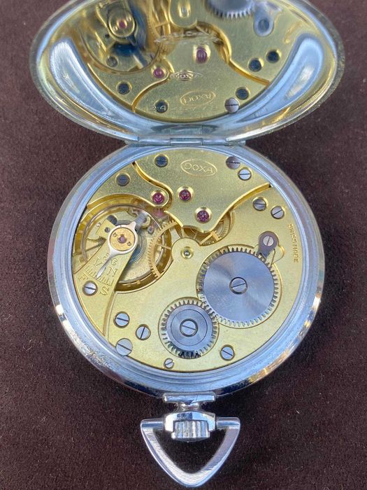 Механичен Швейцарски джобен часовник DOXA / Перфектен
