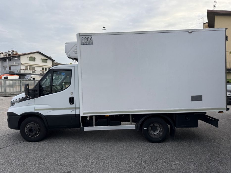 Iveco 65C17 //Frigo -20 //Distanta intre axe 345 Cm/Vopsea de dabrica /Fara rugina/
