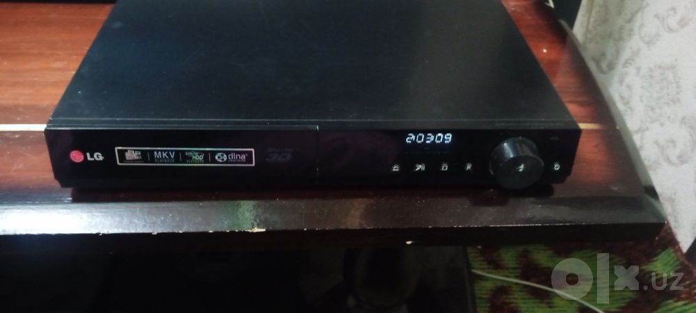 LG  BH4530T blu Rae 3D домашние кинотеатр