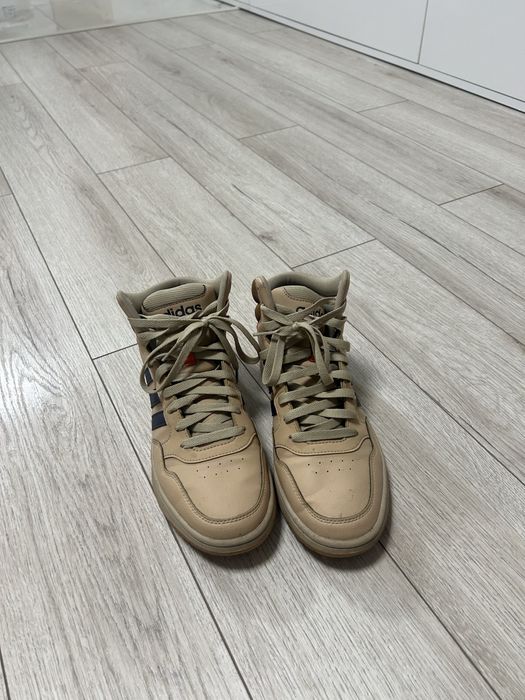Adidas hoobs 3.0 mid