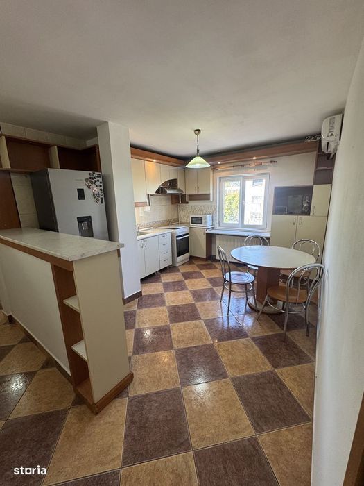 Apartament de închiriat – Sector 3