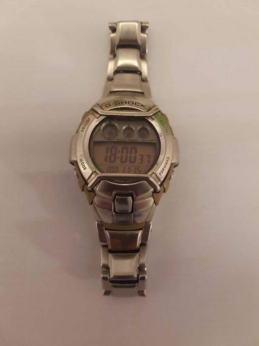 часовник - CASIO G-SHOK