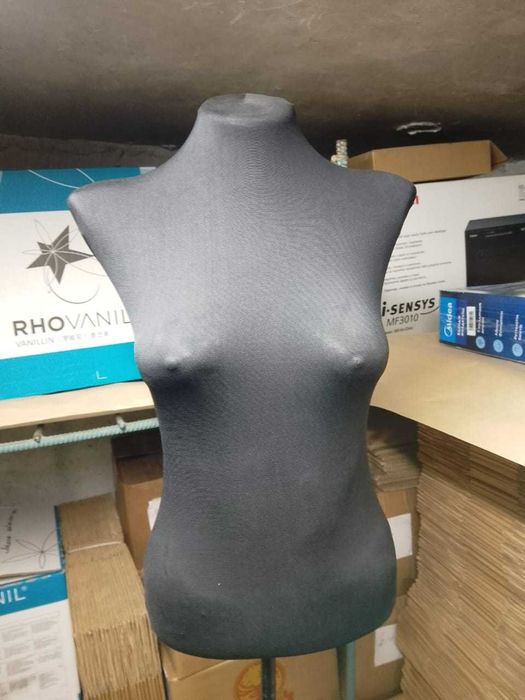 Манекен женский Б/У