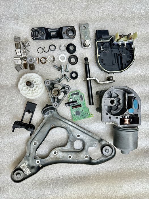 Motorase Stergatoare parbriz PEUGEOT 508