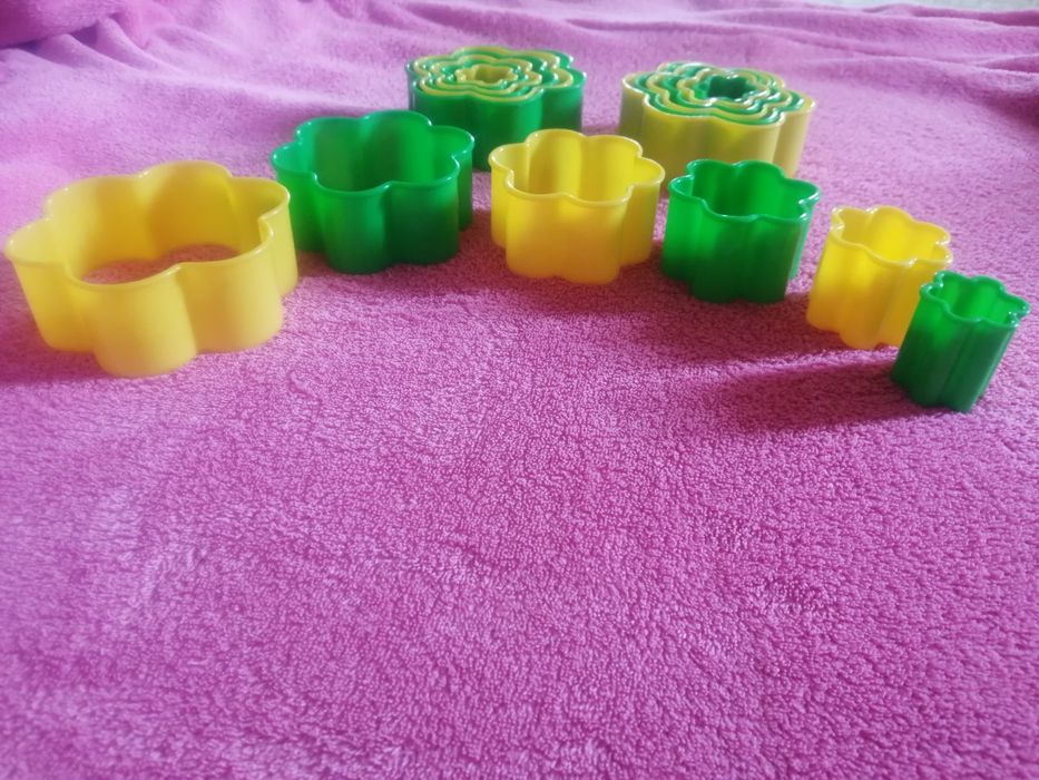 Set 6 forme/ decupaje flori aluat/ foietaj/ marțipan, mărimi diferite