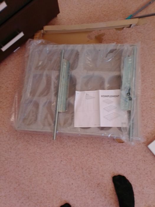 Полка выдвижнная, мелочница