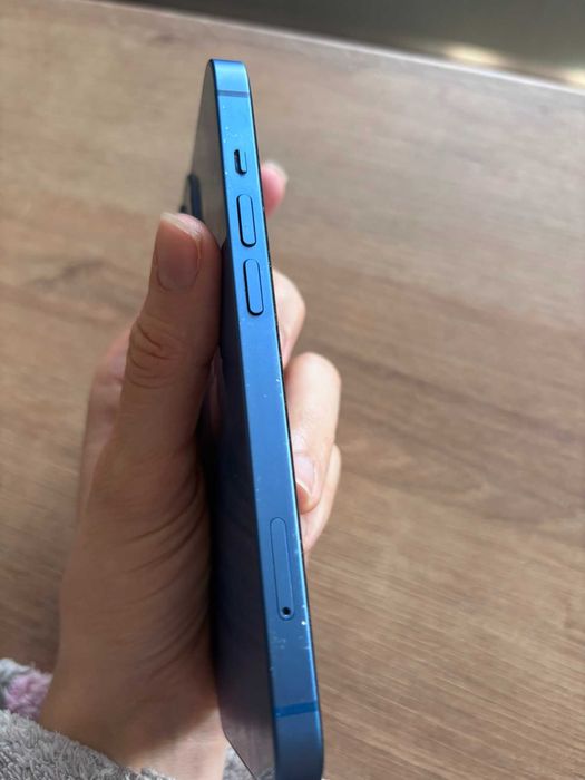 iPhone 13 128GB Син