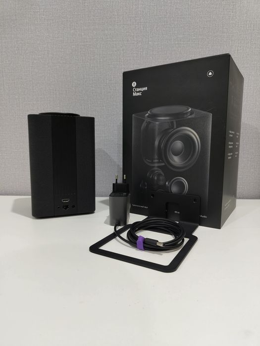 Алиса, Яндекс станция МАКС (черная)