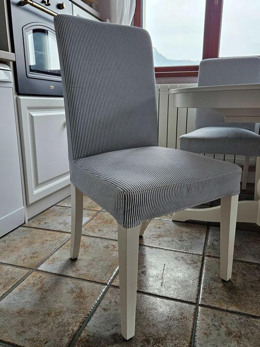 Vand 4 scaune dining