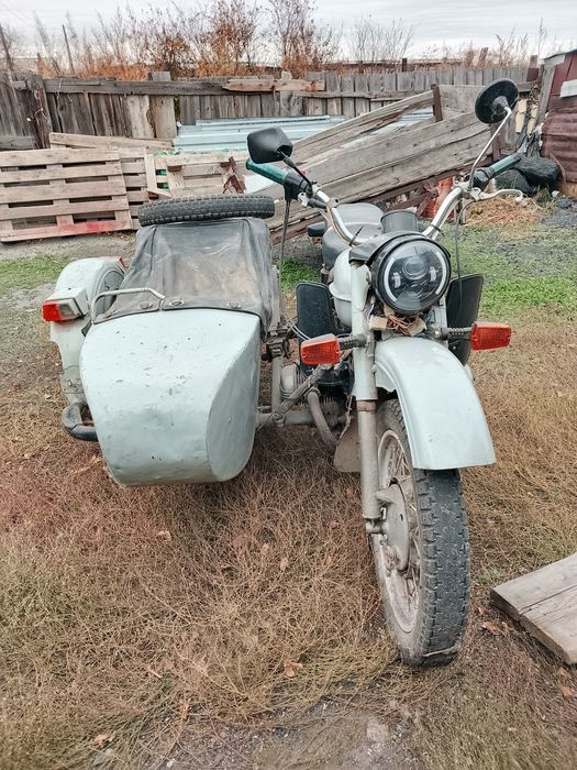 Продам Урал 1992