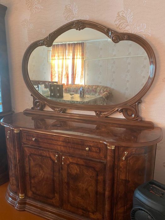 Продам стенку-горку