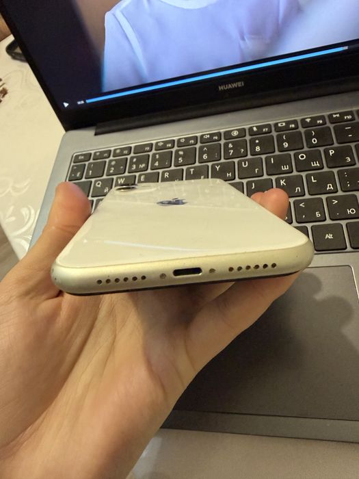 Iphone 11 128 гб белый