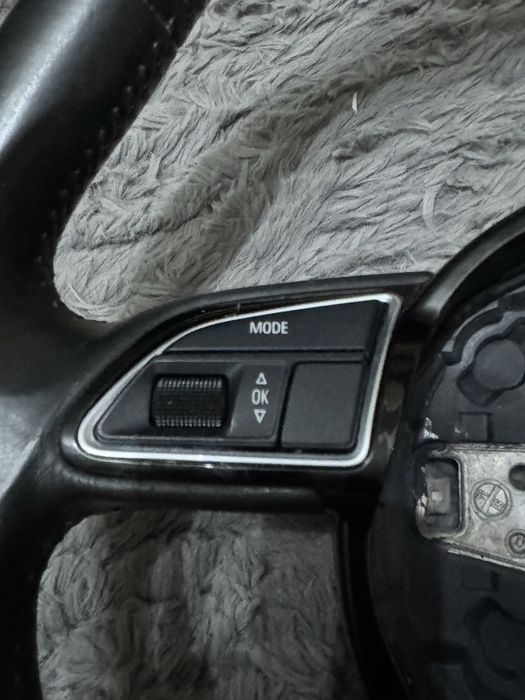 Volan Audi in 3 spite