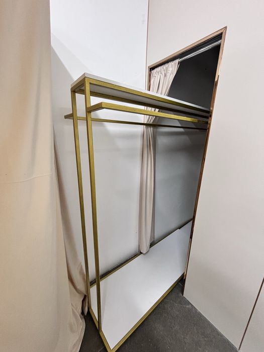 Золотой вешалка