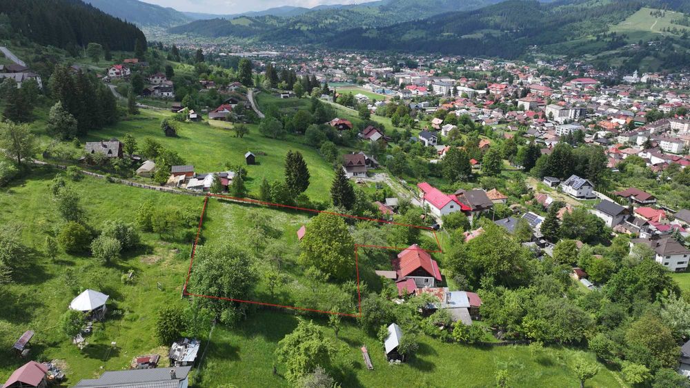 Teren intravilan 2.950 mp pe Dealul Runc | Priveliște superbă asupra orașului | Campulung Moldovenesc