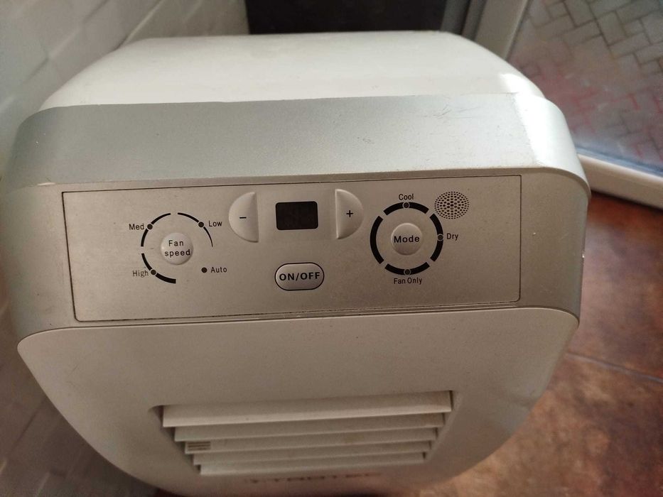 Aer conditionat portabil Trotec PAC 2600E,  9.000 Btu,; second hand !