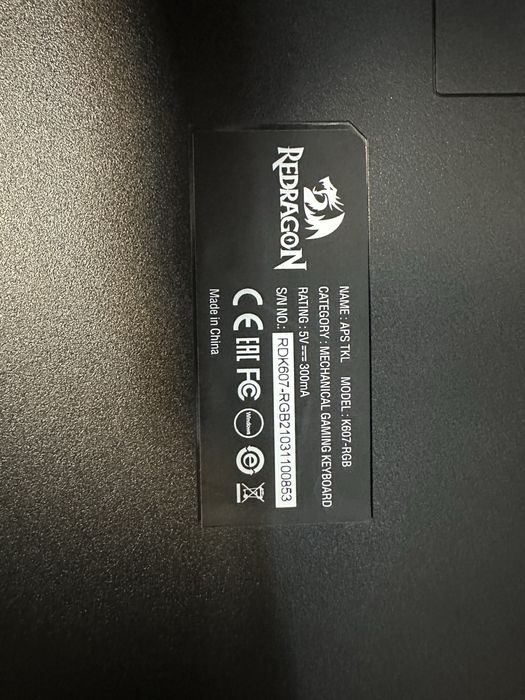 Redragon k607 RGB нископрофилна механична клавиатура