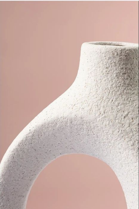 Керамическая ваза для цветов и сухоцветов интерьерная