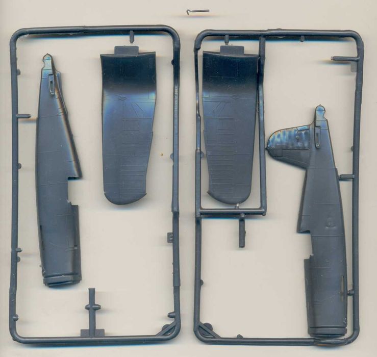 Сборная модель самолета F4U «Корсар»  (Novo 1/72)