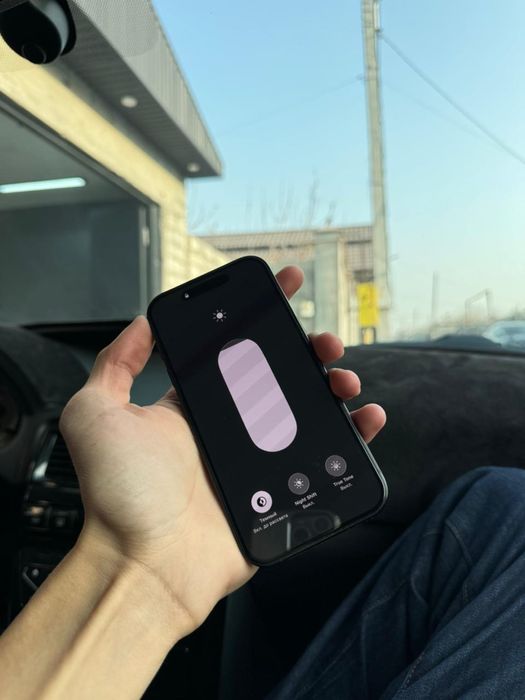 Iphone 15 без ремонта. В хорошем сост