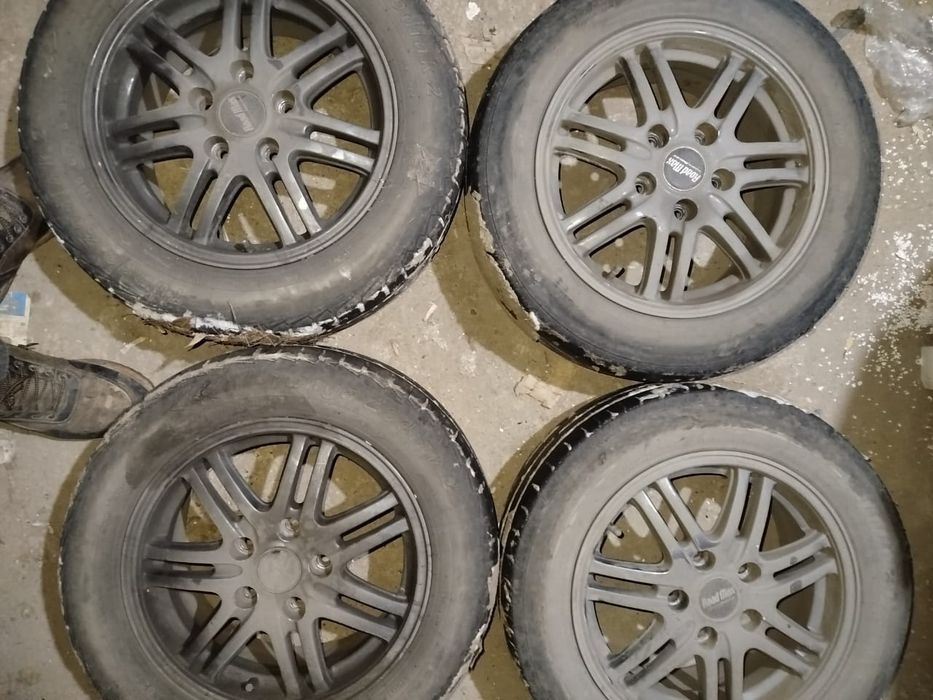 Продам диски. В хорошем состоянии.