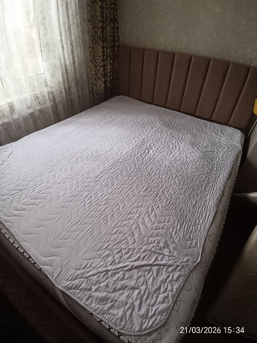 Кровать двухспальная