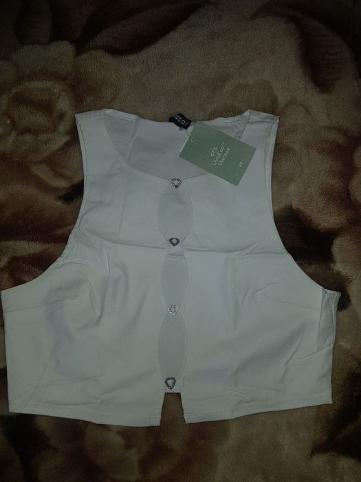 Новый топ от НМ с кристаллами