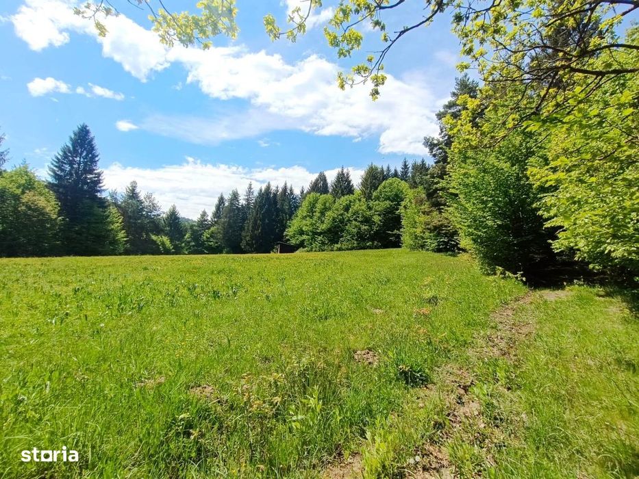 Lacuri Vulcan Brasov - Premium in turism-teren 6800mp